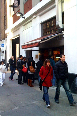Bread Lines Form at Num Pang