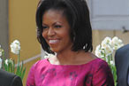 MObama Took Off Her Coat!