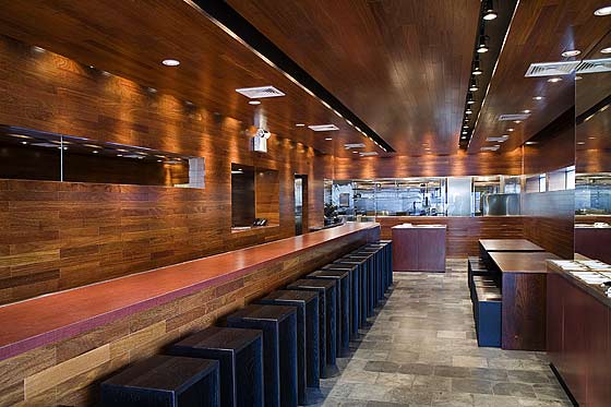 Momofuku Ssäm Bar Adds Actual Bar