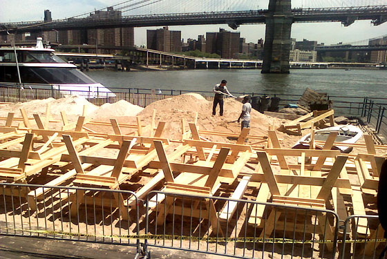 It’s the Freakin’ Weekend and Water Taxi Beach Is Ready to Have Some Fun