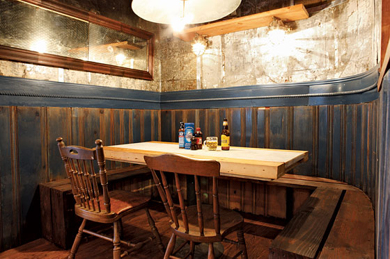 Butcher Bay Introduces Bar Menu, Fueling the Fried-Chicken Trend