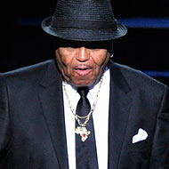 Probe Into Michael Jackson’s Death Could Turn Criminal; Also: Joe Already Talent Scouting Michael’s Kids
