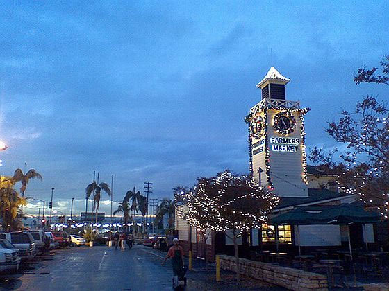 Happy 75th Birthday, Farmers Market!