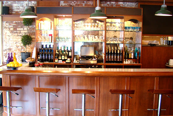 What to Eat at Organika, the Latest Neapolitan Newcomer