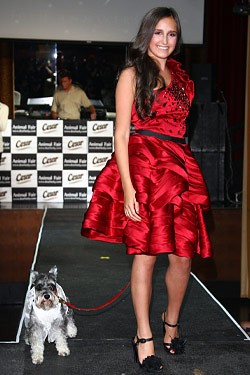 Kelli, who is really pulling off that color, with Dorothy.