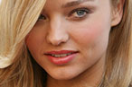 Miranda Kerr’s New Blonde Look; Cheryl Cole Signs With L’Oréal Paris