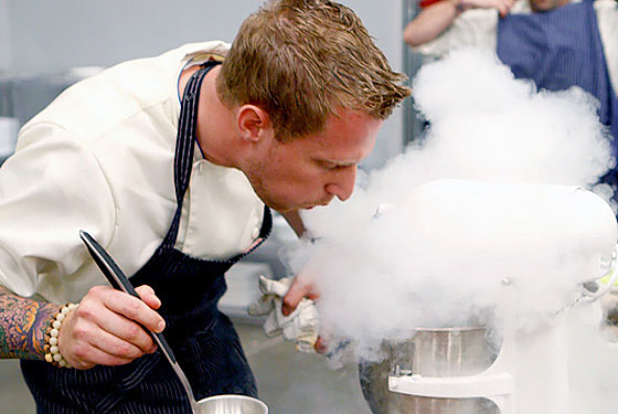 Top Chef: Michael Introduces Us to Nitro Gazpacho (Again)