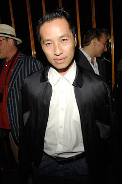 Phillip Lim Disaster: Model Falls, Stays Down; Spectator Loses Lunch