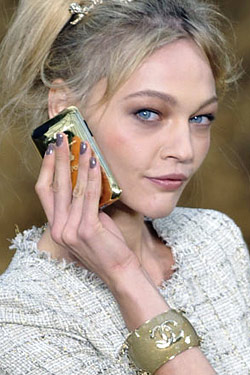 debuted the label's spring 2010 nail color at the ready-to-wear show