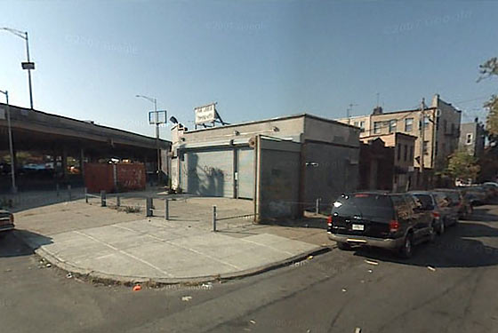 Loreley Williamsburg in a past life.