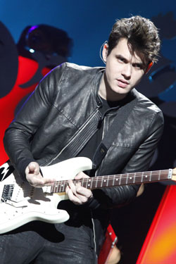 John Mayer Rendezvous with Taylor Swift at Nobu, Bags His Leftovers