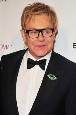 Warren Sapp and Richie Rich Dine at Via dei Mille; Elton John Chats Up a Busboy at Monkey Bar