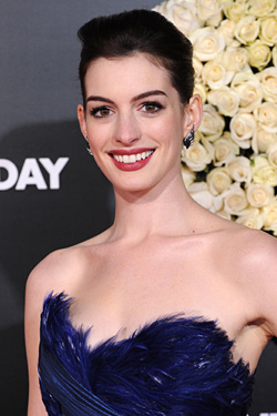 Anne Hathaway Makeup on Anne Hathaway     I M Not That Pretty     Botox Plays With Your