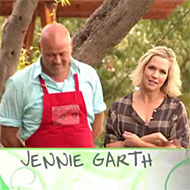 Jennie Garth Is Poised to Make 9,0210 Lettuce Puns