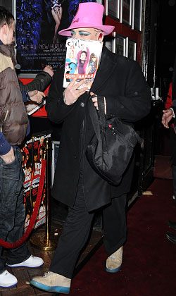 Boy George Stars As the Mad Hatter 20100226 lotd 250x420 Boy George Stars As the Mad Hatter