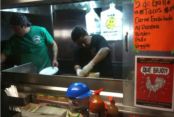 The El Rey del Sabor cart.