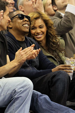 Beyoncé Gets Down at Provocateur; Jay-Z Is All Business at Bar Pitti
