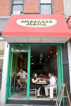Empanada Mama Goes 24/7