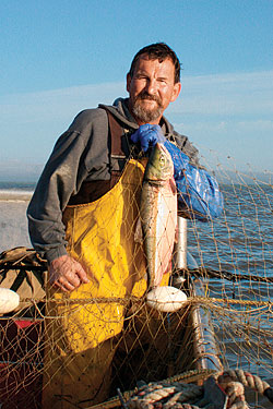 Get Your Fillet With a Salmon CSA