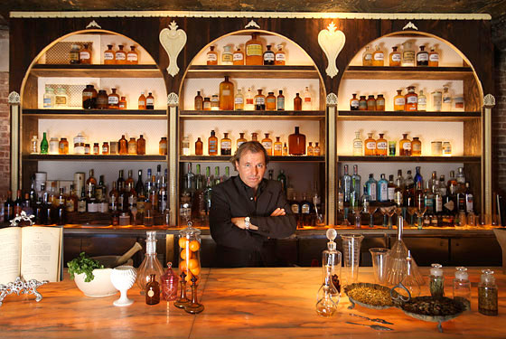 Albert Tummer Gets Arrested for Lighting Apothéke’s Bar on Fire