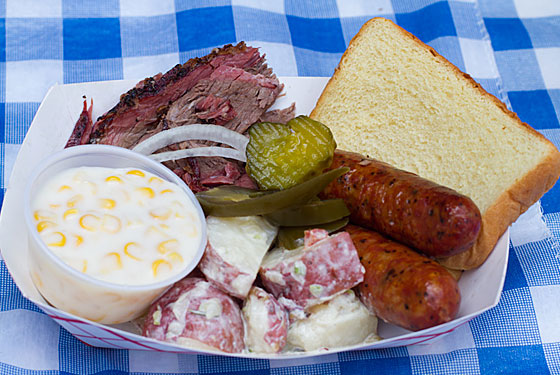 Texas Barbecue Pops Up at Trophy Bar Tonight