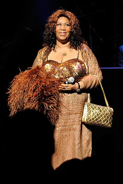 Aretha Franklin Serenaded at Brasserie Ruhlman; Eliot Spitzer Diets for the Camera