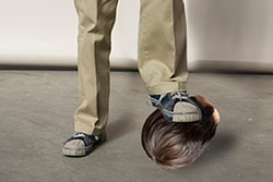 http://images.nymag.com/images/2/daily/2010/10/27_stomper_250x375.jpg