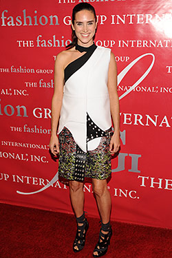 Jennifer Connelly Wore Fresh Spring 2011 Balenciaga to a Fancy Party 29 jconnelly 250x375 Jennifer Connelly Wore Fresh Spring 2011 Balenciaga to a Fancy Party