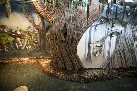 ‘Enchanted Forest’ Pays Tribute to Floyd Cardoz, Hosts Cocktail Alchemists