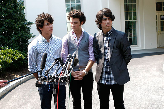 jonas brothers swimming