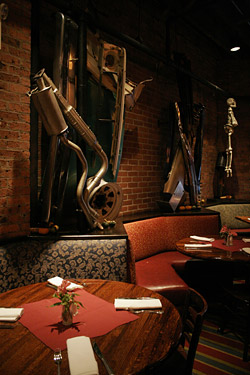 Garage Restaurant & Café