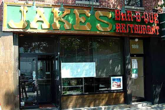 Jake's Bar B Que Restaurant