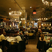 Carmine S Times Square New York Magazine Restaurant Guide Carmine S