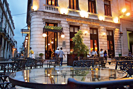 http://images.nymag.com/travel/features/havana111003_restaurant_560.jpg