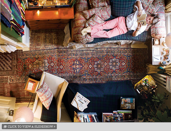 The Preppy Eclectic Dorm Room Of Drew University Senior Maximilian Sinsteden Home Design Spring 2009 New York Magazine Nymag