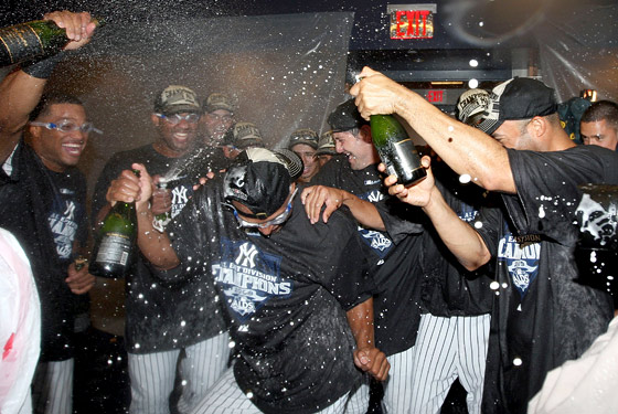 Yankees Players Getting Drunk in the Clubhouse! - TV - Vulture