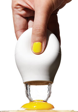 Quirky Pluck Squeeze and Release Egg Separator Extractor